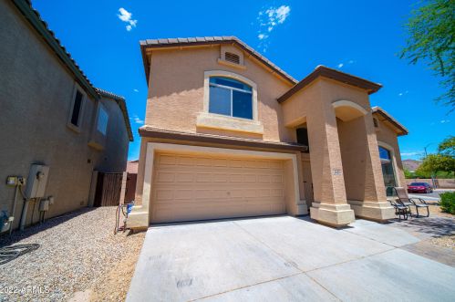2420 Cordia Ln, Phoenix, AZ 85085-5743