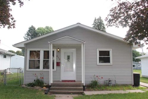 612 3rd Ave, Shaffton, IA 52730-1645