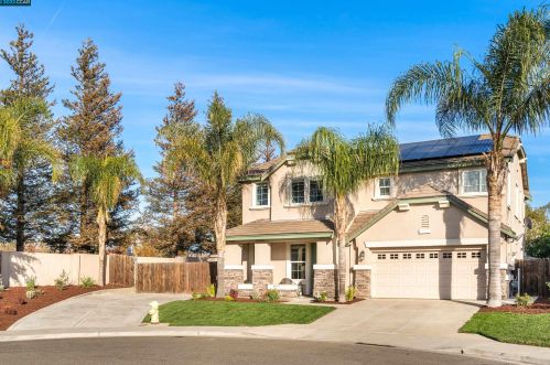42 Matisse Ct, Oakley, CA 94561-1777