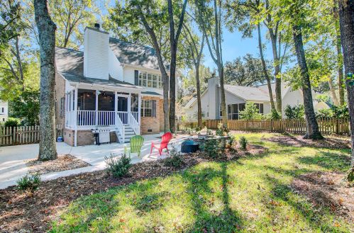 287 Mount Royall Dr, Mount Pleasant SC  29464-6276 exterior
