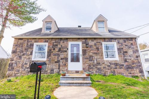 608 Almonesson Rd, West Deptford, NJ 08093-1208