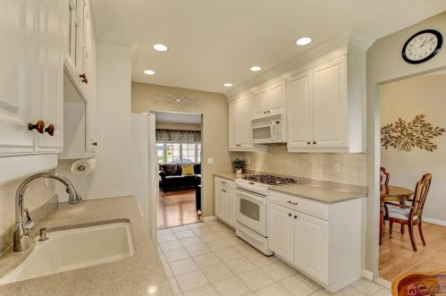 14 Twain Ave, Old Bridge NJ  08857-2109 exterior