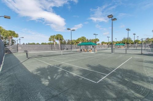 15806 Aurora Lake Cir, Wimauma FL  33598-4031 exterior