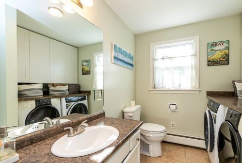 648 Quincy Rd, Ellsworth NH  03266-3520 exterior
