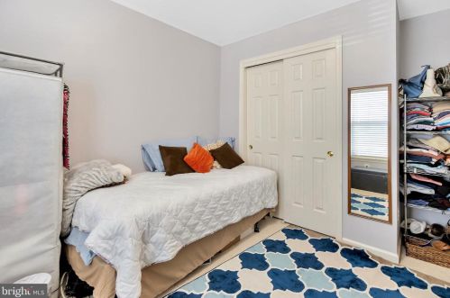 770 Vanderbilt Ter, Leesburg VA  20175-4085 exterior