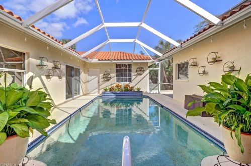 95 12th Ave, Naples FL  34120-3353 exterior