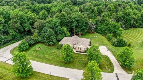 1125 Indian Lakes Blvd, Clarksville, OH 45113-7612