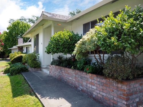 509 Oak Vista Ct, Santa Rosa, CA 95409-6355
