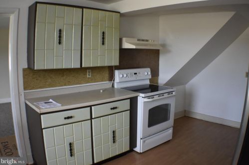 10519 Manifold School Rd, New Park, PA 17352-9544