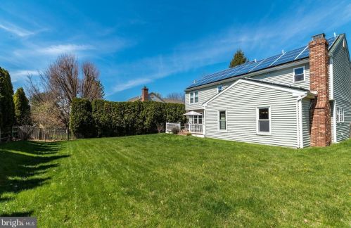 106 Claremont Dr, Lansdale PA 19446-6359 exterior