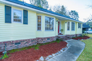 209 Canaberry Cir, Summerville, SC 29483-3105