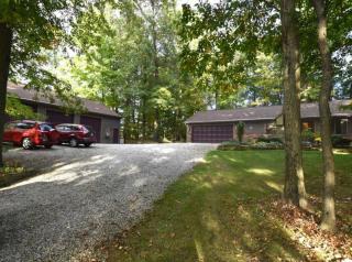 4343 Courter Rd, Pataskala, OH 43062-9174