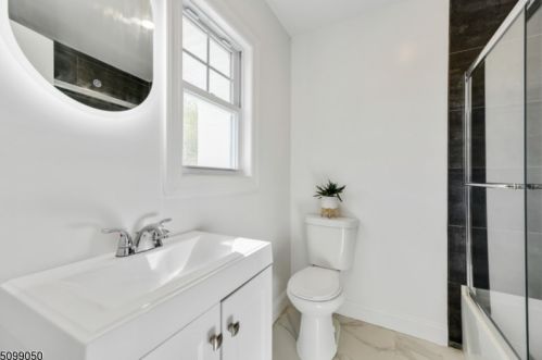 24 Cranford Ter, Cranford NJ  07016-3407 exterior