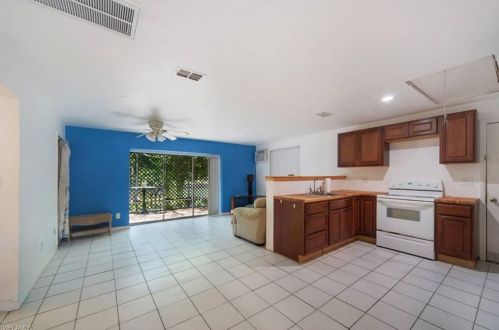 2381 Oleander St, Saint James City FL  33956-2074 exterior