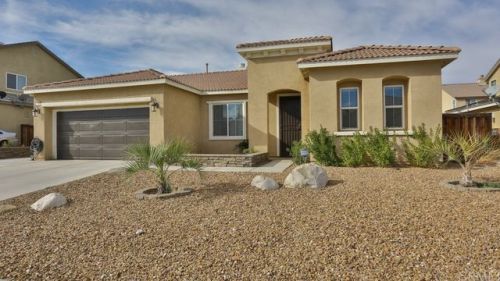 11040 Bay Shore St, Victorville, CA 92392-4825