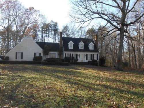3658 Old Julian Rd, Whitsett, NC 27377-9744