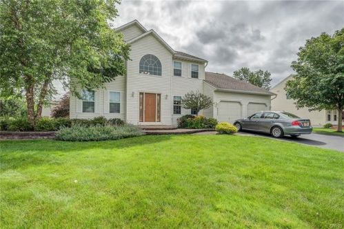 6332 Matilda Gage, Cicero NY  13039-7916 exterior