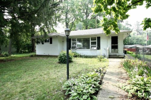 1410 Maple Beach Dr, Edgerton, WI 53534-8797