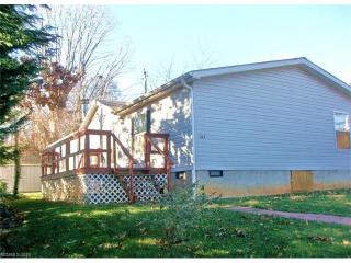 203 Winter St, Swannanoa, NC 28778-2541