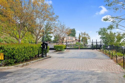 142 Pueblo Ln, Topanga CA  exterior