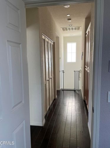 3121 Lisbon Ln, Oxnard CA  93036-5347 exterior