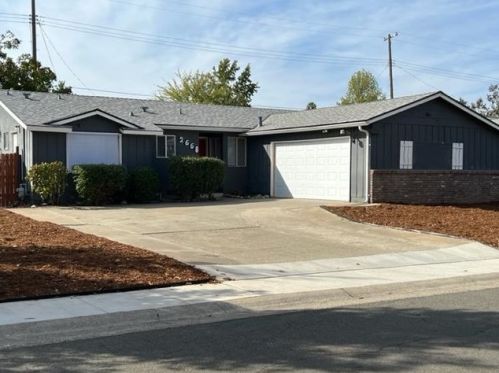 2668 Ellenbrook Dr, Rancho Cordova, CA 95670-3541