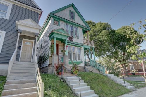 2437 Scott St, Milwaukee, WI 53204-1932