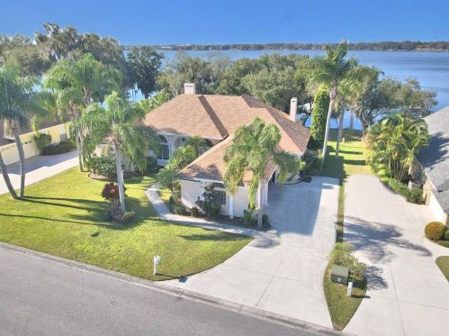 222 Ruby Lake Ln, Winter Haven, FL 33884-3266
