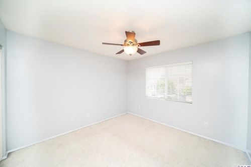 721 Cinnabar Pl, Simi Valley CA 93065-7200 exterior