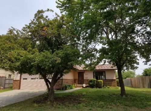 1023 Edgewood Dr, Riverdale, KS 67152-3220