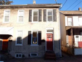 885 Queen St, Pottstown, PA 19464-6024