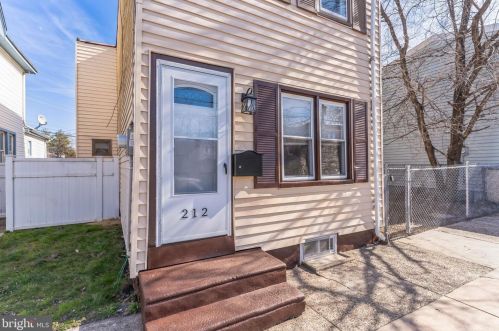 212 Broadway, Gloucester NJ  08030-1103 exterior