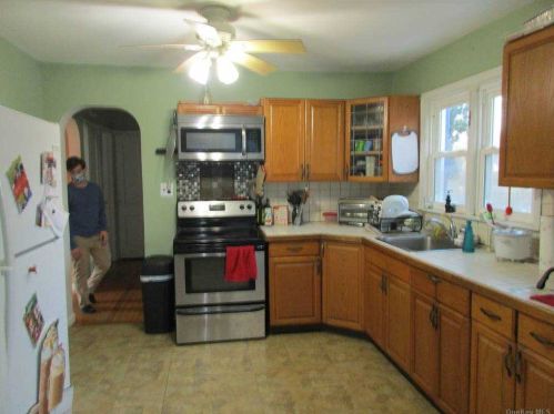 12 Kalmia St, Elwood NY  11731-1213 exterior