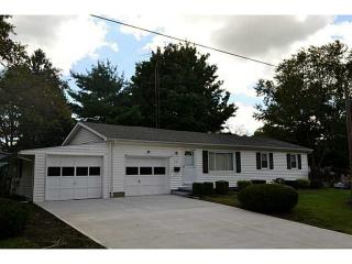 407 Abbey Ln, Urbana, OH 43078-2004