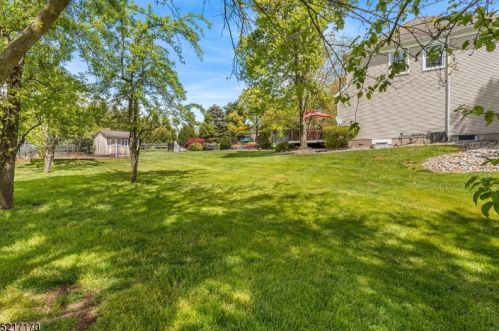 41 Dory Dilts Rd, Flemington NJ  08822-2805 exterior