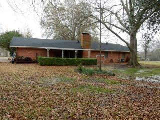 1307 Robyn Ln, Hide A Way, TX 75771-3279
