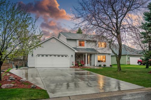 3041 Dorland Rd, Saint Paul, MN 55109-1565