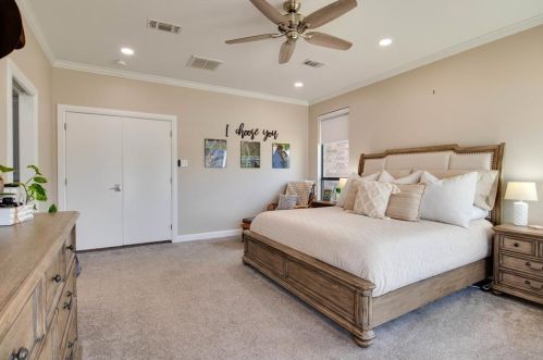 1040 Brush Creek Rd, Argyle TX  76226 exterior