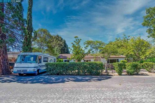 3914 Pridmore Ct, Concord, CA 94521-2630