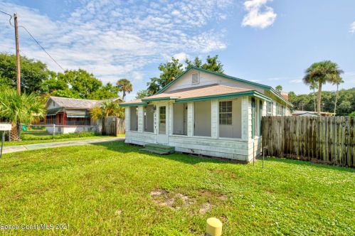 2337 Broadway Ave, Mims, FL 32754-3801