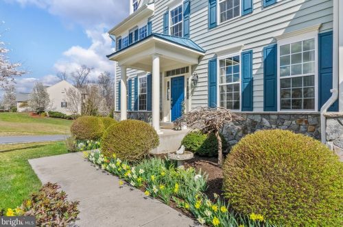 15 Lackawanna Ln, Falling Waters WV  25419-9402 exterior