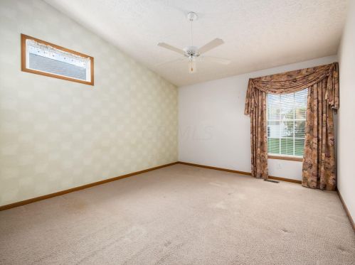 1867 Winding Hollow Dr, Darbydale OH  43123-4784 exterior