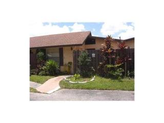 307 Briarwood Cir, Hollywood, FL 33024-1312