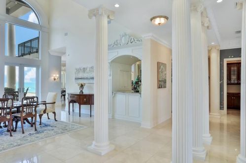535 Ocean Shore Blvd, Ormond Beach FL  32176-5401 exterior