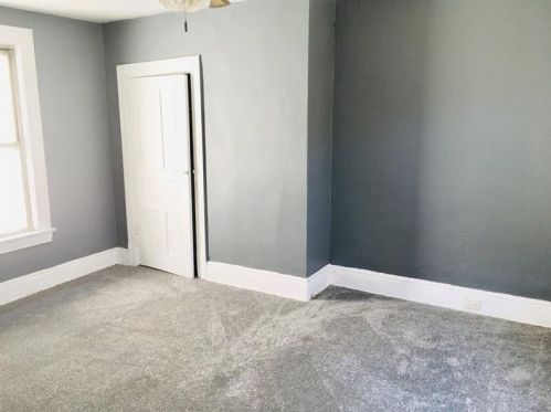 11 Gaskill Ave, Jeannette PA  15644-3346 exterior