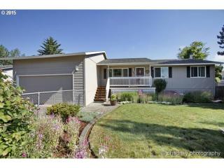 3633 11th St, Damascus, OR 97080