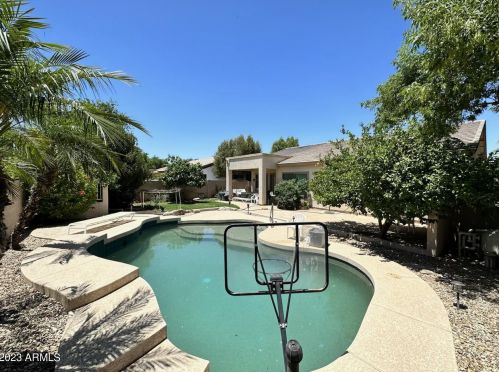865 Harrison Ct, Gilbert, AZ 85295-4870