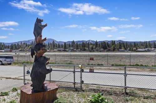 1037 Mountain View Blvd, Big Bear City CA  92314 exterior