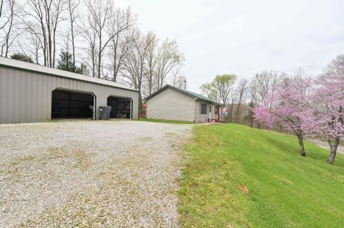 9267 Levell Rd, Bennington, IN 47011-1547