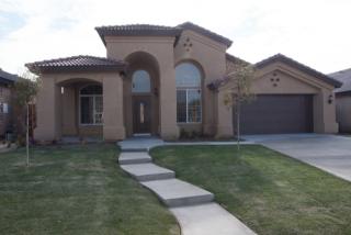 9403 Whitman Ave, Bakersfield CA  93311-2850 exterior